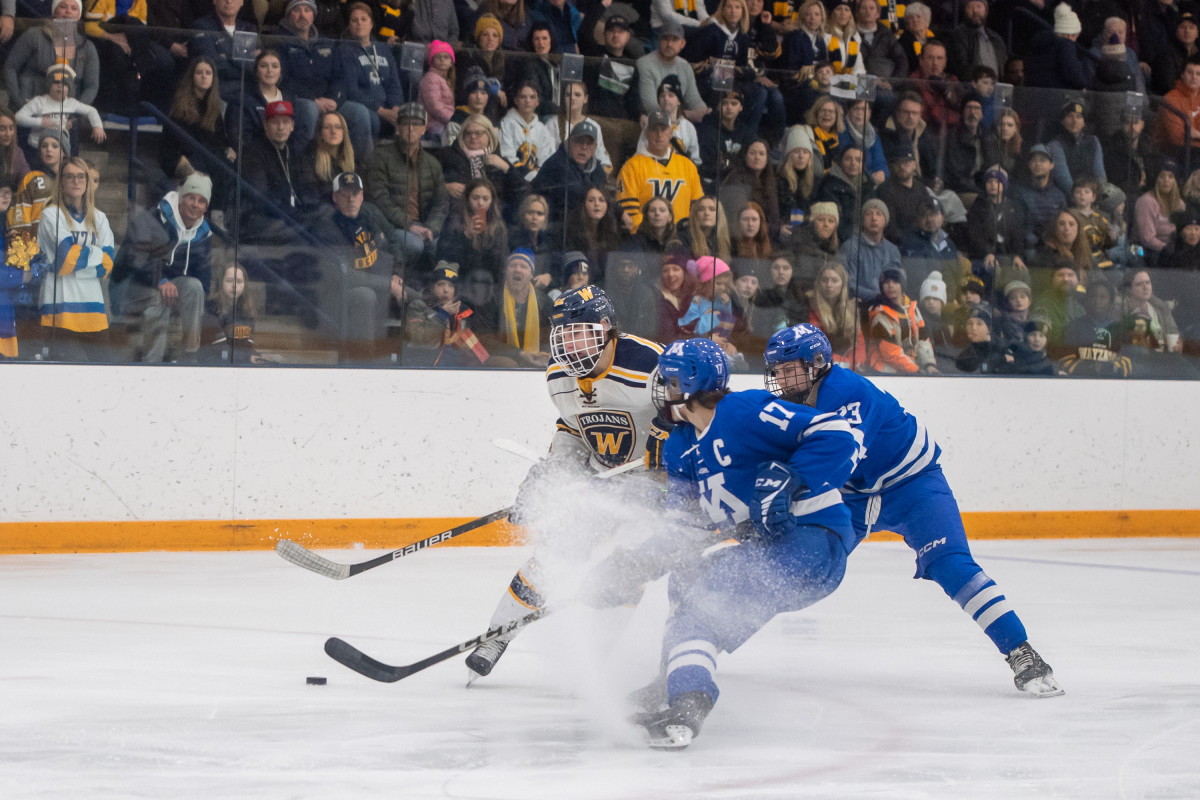 Minnetonka vs Wayzata Feb2-23 Earl Ebensteiner41